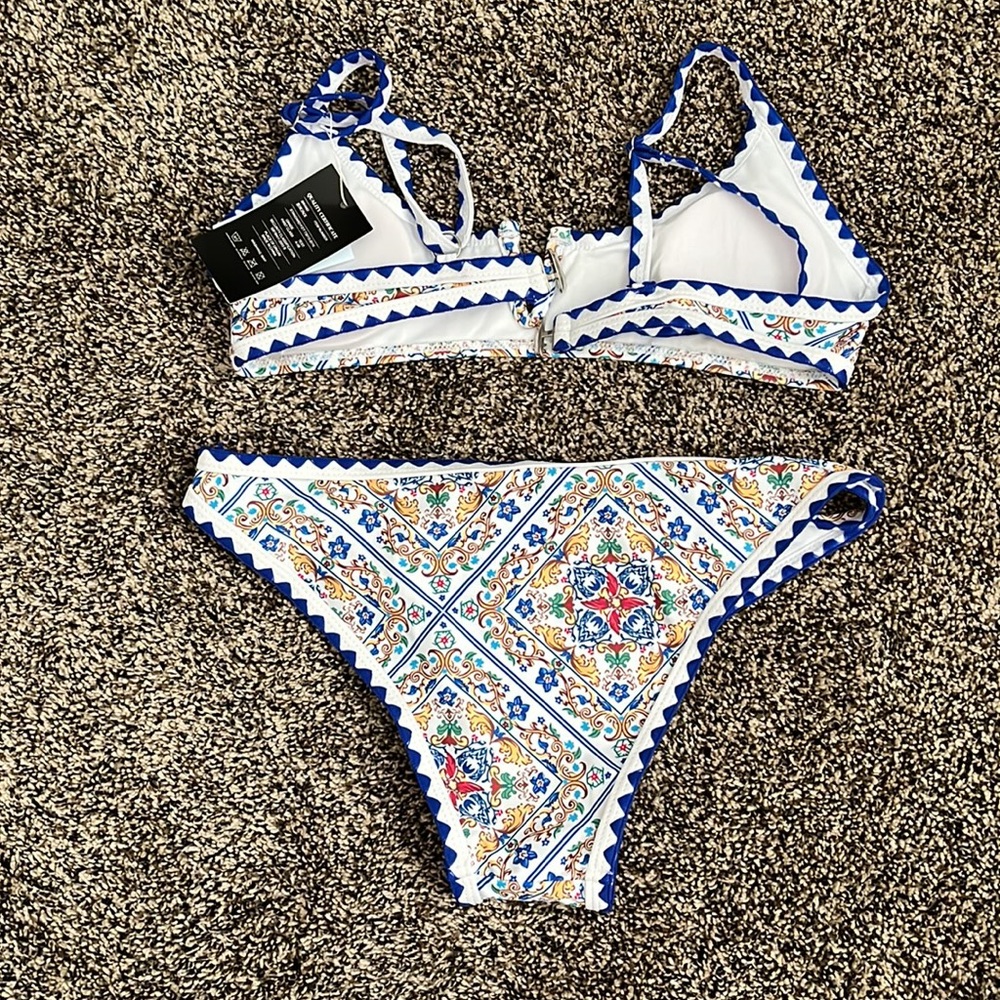 Amazon Bikinx Pattern European Suit, NWT - Picture 4 of 4